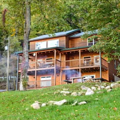 Heavenly Heights by Ghosal Luxury Lodging