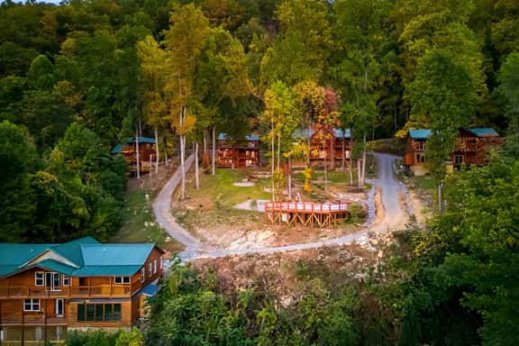 The Great Smoky Haven by Ghosal Luxury Lodging - Image 1