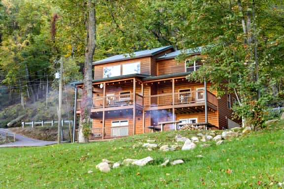 Heavenly Heights by Ghosal Luxury Lodging - Image 1