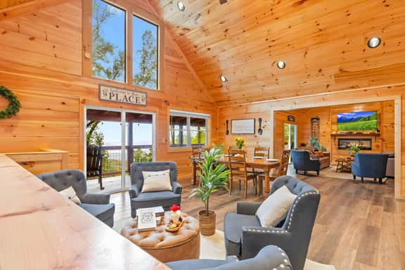 The Great Smoky Haven by Ghosal Luxury Lodging