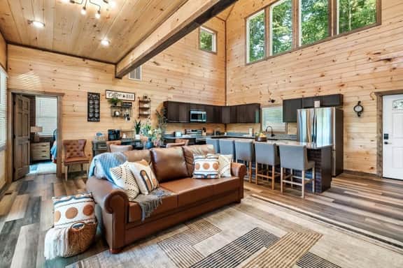 The Mountain Estate by Ghosal Luxury Lodging